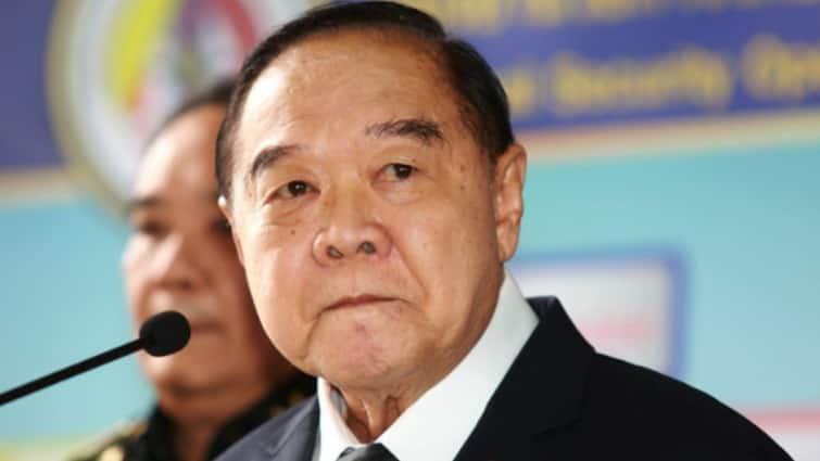 thailand MP Prawit Wongsuwon parliament probe hitting reporter on camera Senior Thai Politician Repeatedly Hits Journalist For Asking Questions, Parliament Starts Probe — On Cam