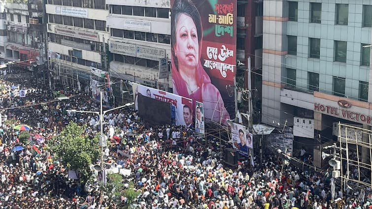 Bangladesh Unrest Khaleda Zia's Bank Accounts Tax Authorities Unfreeze After 17 Years Sheikh Hasina Bangladesh Unrest: Tax Authorities Unfreeze Khaleda Zia's Bank Accounts After 17 Years