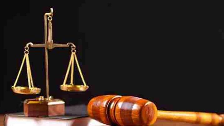 तो इसके साथ ही इस अपराध में एक हजार रुपये तक का जुर्माना भी किया जा सकता है. बता दें यह नियम जिम में आने वाले और जिम संचालकों दोनों के लिए लागू है.