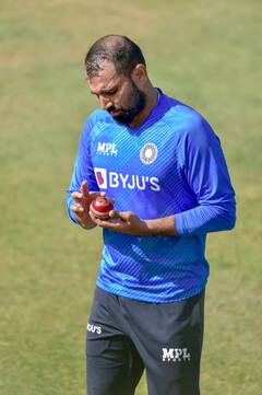 मोहम्मद शमीचा नवा लूक; अचानक केस वाढली तरी कशी?, चाहत्यांचा प्रश्न, जाणून घ्या रहस्य!