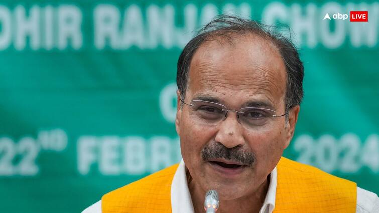 Kolkata Doctor Rape-Murder Case adhir ranjan chowdhury targeted mamata banerjee An attempt is being made to throw dust in eyes Kolkata Case: 'आंख में धूल झोंकेने की हो रही कोशिश', कोलकाता रेप-मर्डर केस पर अधीर रंजन चौधरी का ममता बनर्जी पर बड़ा हमला