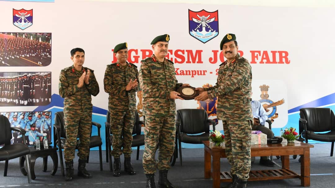 पूर्व सैनिकों को रक्षा मंत्रालय ने दिया रोजगार का सुनहरा मौका, कानपुर में लगा रोजगार मेला Ex army servicemen employment fair organized in kanpur on 23 august ann पूर्व सैनिकों को रक्षा मंत्रालय ने दिया रोजगार का सुनहरा मौका, कानपुर में लगा रोजगार मेला