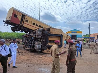 Train coaches derailed in Trichy? What happened தடம் புரண்டால்... ரயிலை கவுத்துப்போட்டு ஒத்திகை பார்த்த அதிகாரிகள்! திருச்சியில் சுவாரஸ்யம்