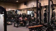 જિમમાં તમે ડંબલ ગમે ત્યાં મુકી દો છો? તો આટલા વર્ષની થઇ શકે છે જેલ