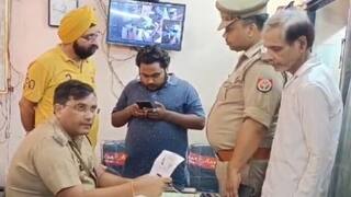 ਬੁਰਕਾ ਪਾ ਕੇ ਪ੍ਰੇਮੀ ਨਾਲ ਹੋਟਲ 'ਚ ਪਹੁੰਚੀ ਲੜਕੀ, ਮੈਨੇਜਰ ਨੂੰ ਹੋਇਆ ਸ਼ੱਕ, ਖਿੜਕੀ 'ਚੋਂ ਮਾਰੀ ਝਾਤੀ, ਨਜ਼ਾਰਾ ਦੇਖ ਪੈਰਾਂ ਹੇਠੋਂ ਖਿਸਕ ਗਈ ਜ਼ਮੀਨ