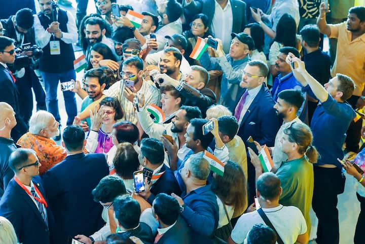 On his arrival following a nearly 10-hour train journey from Poland, Modi was accorded a warm welcome by members of the Indian community at the Hyatt Hotel. (Photo: PTI)