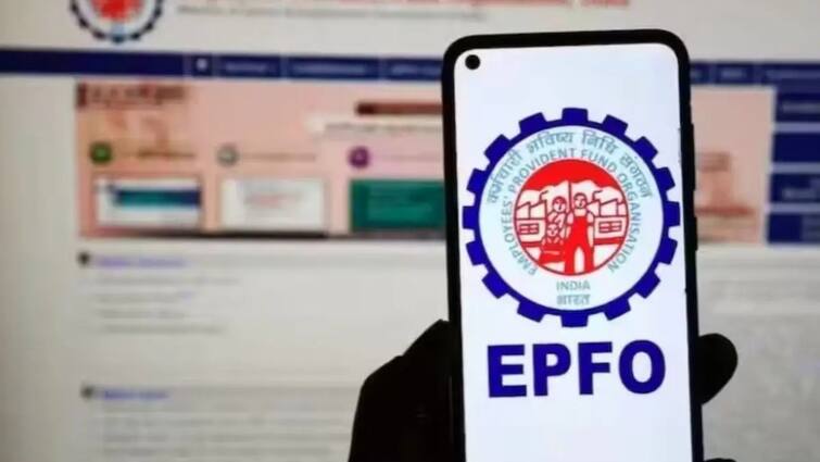 EPFO gave a big relief! The claim will be easily settled on the website, there is going to be a big change EPFO ਨੇ ਦਿੱਤੀ ਵੱਡੀ ਰਾਹਤ! ਵੈੱਬਸਾਈਟ 'ਤੇ ਆਸਾਨੀ ਨਾਲ ਸੈਟਲ ਹੋਵੇਗਾ ਕਲੇਮ, ਹੋਣ ਵਾਲਾ ਹੈ ਵੱਡਾ ਬਦਲਾਅ