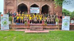 आगरा पहुंची भारतीय प्रादेशिक सेना की साइकिल यात्रा, कमांडिंग ऑफिसर संध्या यादव ने किया स्वागत