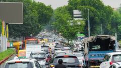 दिल्ली में बारिश के बाद ट्रैफिक का बुरा हाल, इन इलाकों में लगा लंबा जाम