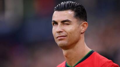 30 million in a day  subscriber  Ronaldo the worlds number one YouTuber Cristiano Ronaldo: ஒரு நாளில் 30 மில்லியன்.. உலகின் நம்பர் ஒன் யூடியூபர் ஆவாரா ரொனால்டோ?