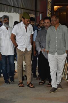 Shah Rukh Khan से लेकर Aamir Khan तक, फोटोग्राफर प्रदीप बांदेकर की प्रेयर मीट में नम आंखों के साथ पहुंचे ये सितारे