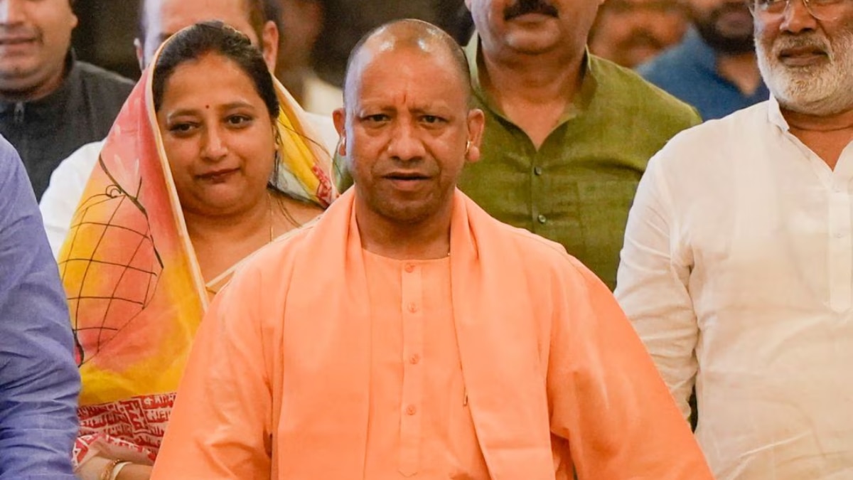 'Batenge To Katenge': CM Yogi Invokes Bangladesh To Call For National Unity