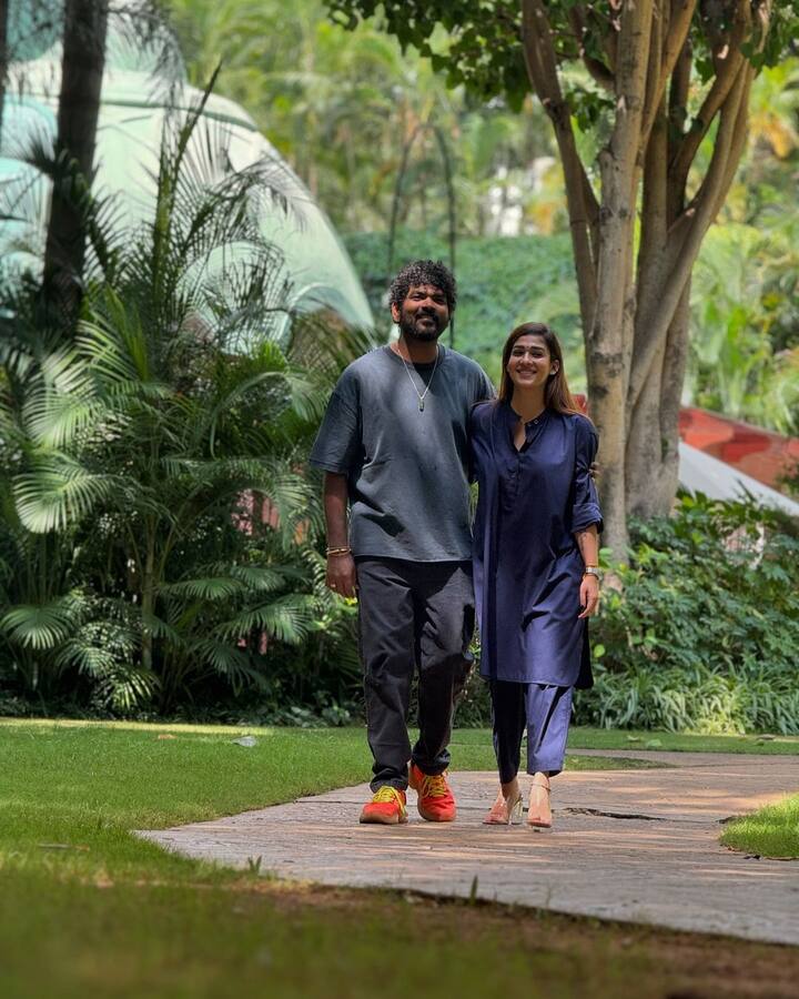 While Vignesh generally opts for comfy and casual wear, he compliments Nayanthara's personality completely.