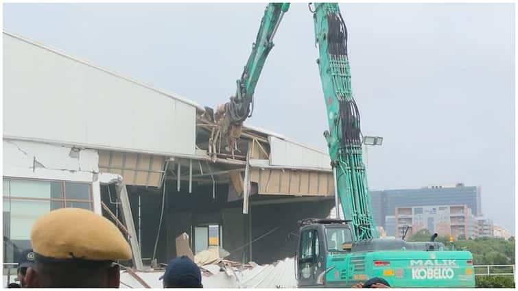 Hydra demolishing Nagarjuna N Convention Center at Madhapur Hyderabad Hydra News: హైడ్రా మరో సంచలనం- నాగార్జునకు చెందిన ఎన్‌ కన్వెన్షన్‌ సెంటర్‌ కూల్చివేత 