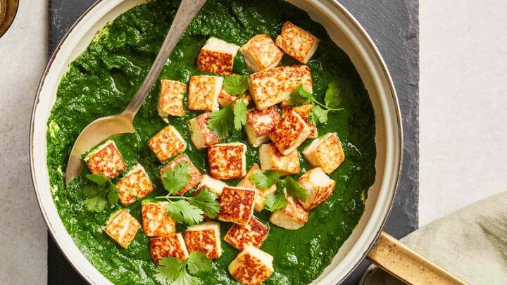 पनीर की तरह-तरह की सब्जियां बनाई जाती है. तो कई लोग पनीर को स्नैक्स के तौर पर भी खाते हैं. खास त्यौहारों पर तरह-तरह की पनीर की सब्जी बनाई जाती हैं.