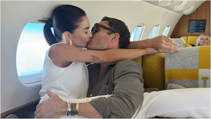 Amy Jackson weds Ed Westwick: బ్రిటన్ భామ, ఇండియన్ సినిమాల్లో హీరోయిన్‌గా నటిస్తున్న అమీ జాక్సన్ పెళ్లికి రెడీ అయ్యింది. కొన్ని రోజులుగా డేటింగ్ చేస్తున్న ఎడ్ వెస్ట్‌విక్‌తో ఇటలీ బయలుదేరింది.