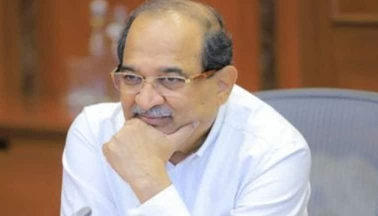 Organizations should work to bring modern technology in sugar factory and sugarcane production sector says Radhakrishna Vikhe Patil साखर कारखानदारी आणि ऊस उत्पादनात आधुनिक तंत्रज्ञान आणण्याचं आव्हान, संस्थांनी संशोधन करावं : विखे पाटील 