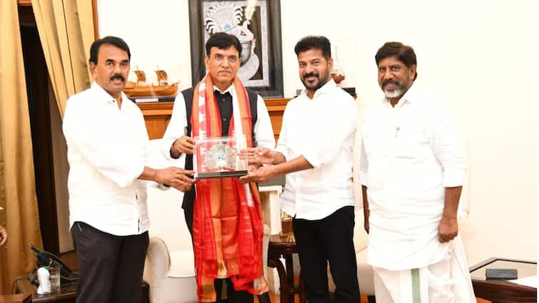 Telangana Congress New Chief CM Revanth Reddy Dy CM Mallu Delhi Visit Discuss Organisational Shuffle With Highcommand Telangana Congress To Get New Chief? CM Revanth Reddy, Dy CM Mallu Discuss Organisational Shuffle With Highcommand