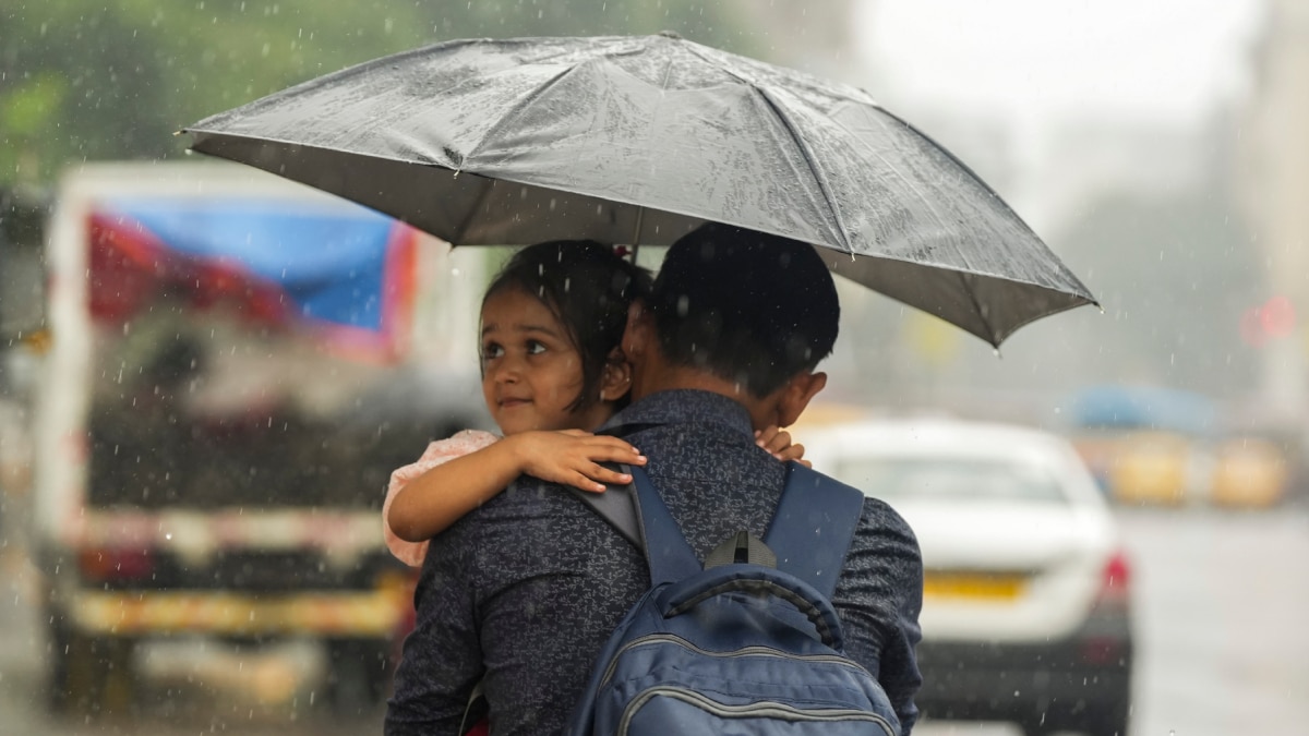 Bihar Weather Update: बिहार में आज कहां बारिश कहां धूप? कैसा रहेगा मौसम? पटना IMD की लेटेस्ट रिपोर्ट जारी