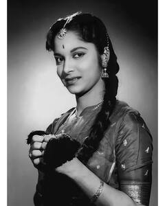 जब ICU में भर्ती सुनील दत्त से मिलने पहुंचीं थी वहीदा रहमान, जानिए क्यों एक्ट्रेस को देख हक्के-बक्के रह गए थे एक्टर