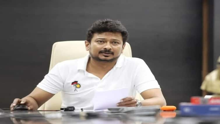 Tamil Nadu Minister Udhayanidhi stalin says people can watch formula 4 car race for free 