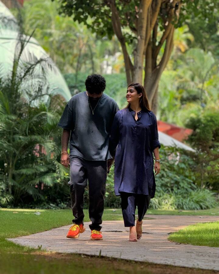 Let us know your thoughts on the most adorable photoshoot of the day.