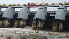 Nashik Rain Update : गोदामाई पुन्हा खळाळली, दुतोंड्या मारुतीच्या कमरेपर्यंत पाणी, पाहा PHOTOS