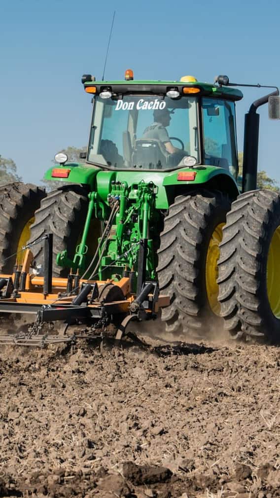 क्या कार के ड्राइविंग लाइसेंस से चलाया जा सकता है ट्रैक्टर?