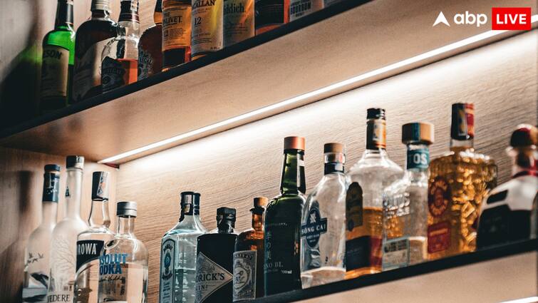 एक पेग शराब में कितनी कैलोरी होती हैं? फिटनेस फ्रीक लोग जरूर जान लें जवाब alcohol facts how many calories are there in a peg of alcohol Fitness freaks must know the answer एक पेग शराब में कितनी कैलोरी होती हैं? फिटनेस फ्रीक लोग जरूर जान लें जवाब