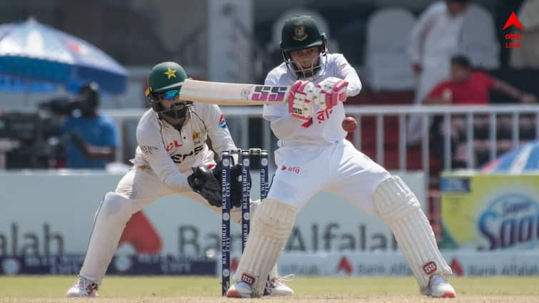 Mushfiqur Rahim scripts history with brilliant century in PAK vs BAN 1st Test Mushfiqur Rahim: অল্পের জন্য দু'শো হাতছাড়া করেও রেকর্ড মুশফিকুরের, ড্রয়ের পথে পাকিস্তান-বাংলাদেশ প্রথম টেস্ট