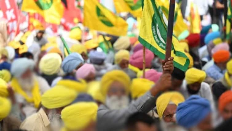 Kisan Morche has announced to celebrate November 26 as a nationwide protest day Farmers protest- ਸੰਯੁਕਤ ਕਿਸਾਨ ਮੋਰਚੇ ਤੇ ਕੇਂਦਰੀ ਟਰੇਡ ਯੂਨੀਅਨਾਂ ਵੱਲੋਂ 26 ਨਵੰਬਰ ਨੂੰ ਦੇਸ਼ ਵਿਆਪੀ ਰੋਸ ਦਿਵਸ ਵਜੋਂ ਮਨਾਉਣ ਦਾ ਐਲਾਨ