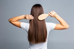 Hair Care Tips: વાળ ખરવાનું કારણ ક્યાંક આ વસ્તું તો નથી ને? ભૂલથી પણ ન કરો ઉપયોગ