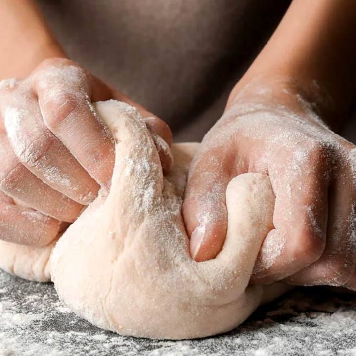 ਅੱਜ ਅਸੀਂ ਵੀ ਤੁਹਾਨੂੰ ਅਜਿਹਾ ਹੀ ਇੱਕ ਮਿਸਰਣ ਦੱਸਾਂਗੇ ਜਿਸ ਨੂੰ ਤੁਸੀਂ ਆਟੇ ਵਿੱਚ ਗੁੰਨ੍ਹ ਕੇ ਬਿਨਾ ਫਾਲਤੂ ਖਰਚ ਕੀਤੇ ਵੱਧ ਤੋਂ ਵੱਧ ਪ੍ਰੋਟੀਨ ਹਾਸਲ ਕਰ ਸਕਦੇ ਹੋ।