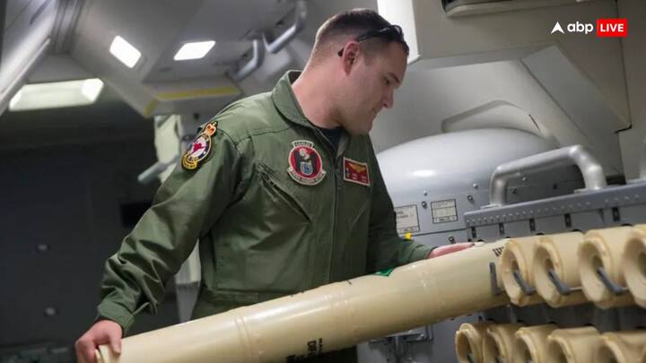 सोनोब्वाय पोर्टेबल सोनार सिस्टम है. इसे पनडुब्बियों का पता लगाने के लिए विमान, हेलिकॉप्टर या युद्धपोत से पानी में डाला जाता है. सोनोब्वाय के तीन मुख्य प्रकार (एक्टिव, पैसिव और स्पेशल पर्पस सोनोब्वाय) हैं.