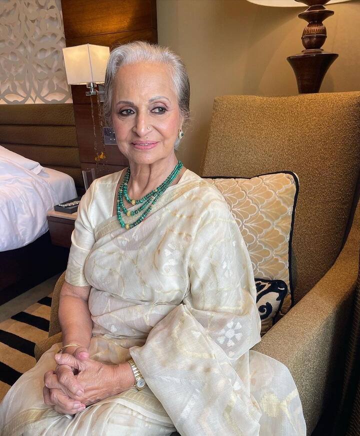 दरअसल वहीदा रहमान को ये समस्या अपने थर्टीज के दौर में ही सामने आने लगी थी. उनके बाल तेजी से सफेद होने लगे थे और फिल्मों में इसे छिपाने के लिए वो इन्हें ब्लैक कलर में डाई किया करती थीं.