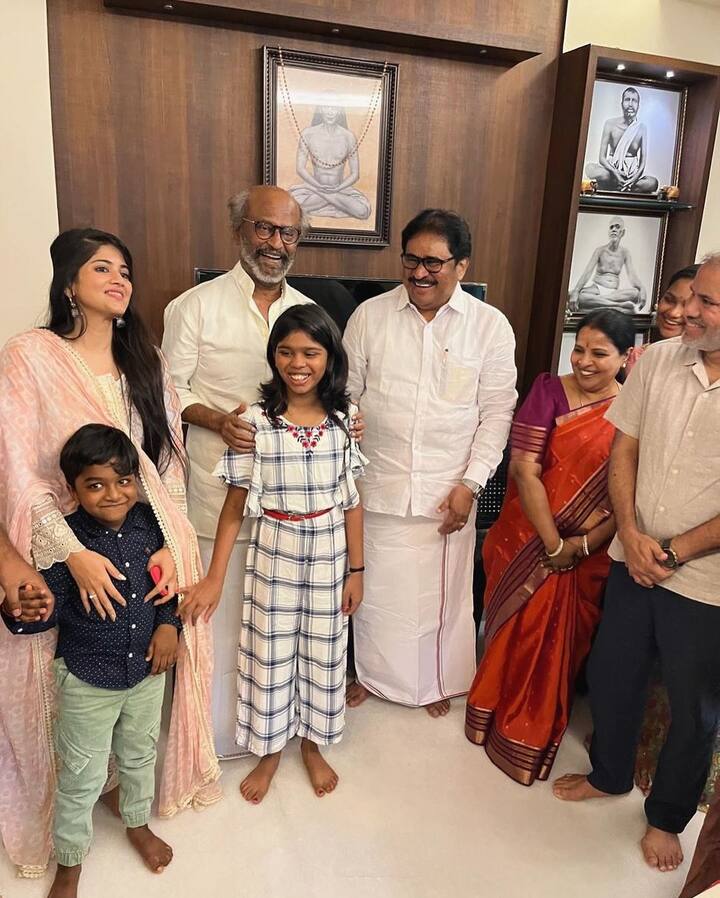 ఈ సందర్భంగా ఆయనతో దిగిన ఫోటోలను తన ఇన్స్టాగ్రామ్లో షేర్ చేసింది.