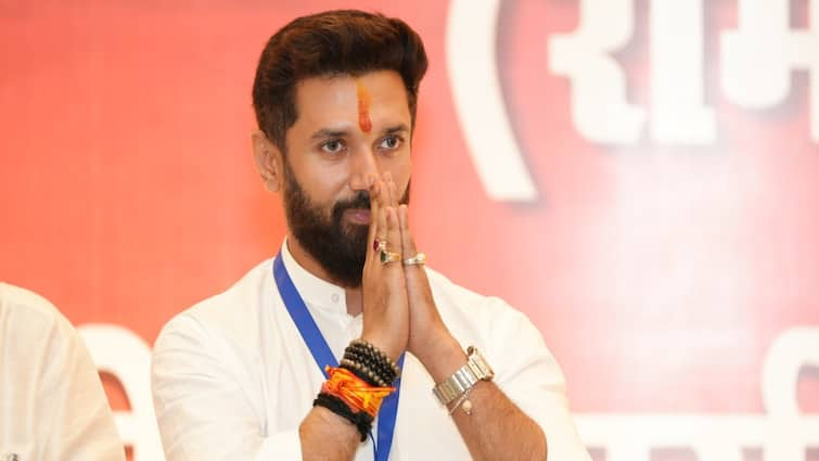 Chirag Paswan elected as LJPR president for 5 years will contest in Jharkhand Haryana Jammu Chirag Paswan: चिराग पासवान 5 साल के लिए चुने गए LJPR के अध्यक्ष, कई राज्यों में पांव जमाने की कर रहे हैं तैयारी 