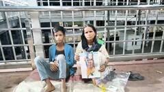 रेलवे स्टेशन के पुल पर सो रही महिला का ढाई साल का बच्चा चोरी, पुलिस खंगाल रही CCTV फुटेज