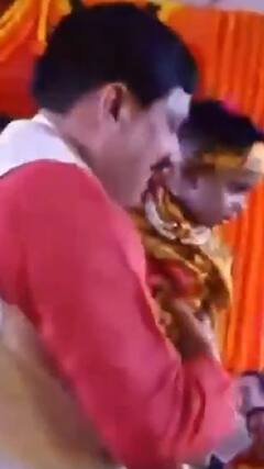 सीएम ने नन्हें काह्ना को गोद  में उठा लिया | ABP NEWS SHORTS