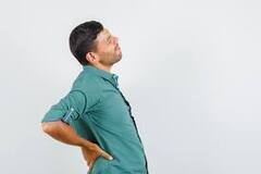 Back Pain: आपकी 4 गलतियां पीठ दर्द को बना देती है असहनीय, जानें बचने का तरीका
