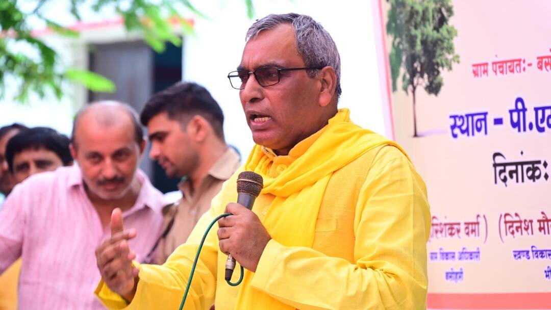 'हर मामले में सपा नेता का नाम क्यों?' अवधेश प्रसाद के बेटे को लेकर ओम प्रकाश राजभर ने साधा निशाना Om Prakash Rajbhar reaction on FIR Against Awadhesh Prasad son ajit prasad 'हर मामले में सपा नेता का नाम क्यों?' अवधेश प्रसाद के बेटे को लेकर ओम प्रकाश राजभर ने साधा निशाना