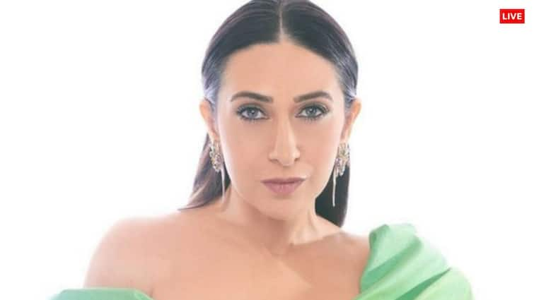 Karisma Kapoor said Actresses Would Go Behind The Trees To Change And Bathroom एक्ट्रेसेस को बाथरूम-कपड़े बदलने के लिए जाना होता था पेड़ों के पीछे, करिश्मा ने याद किए बॉलीवुड के दर्द भरे दिन