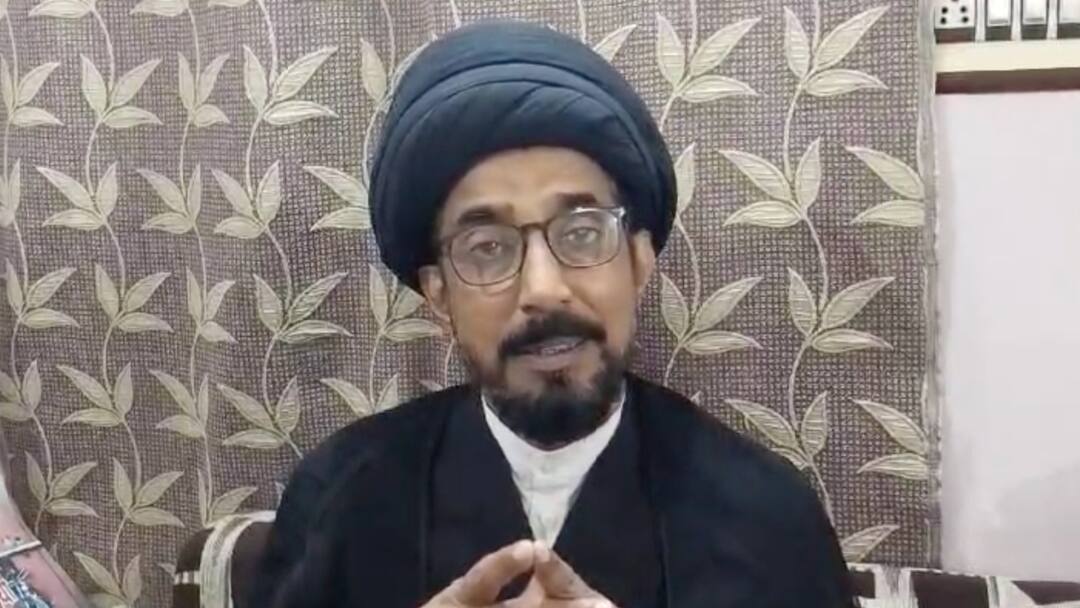 Maulana Saif Abbas said no new thing should be added to Chehlum procession in lucknow ann 'चेहल्लुम के जुलूस में कोई भी नई चीज न शामिल हो' मौलाना सैफ अब्बास ने दी नसीहत