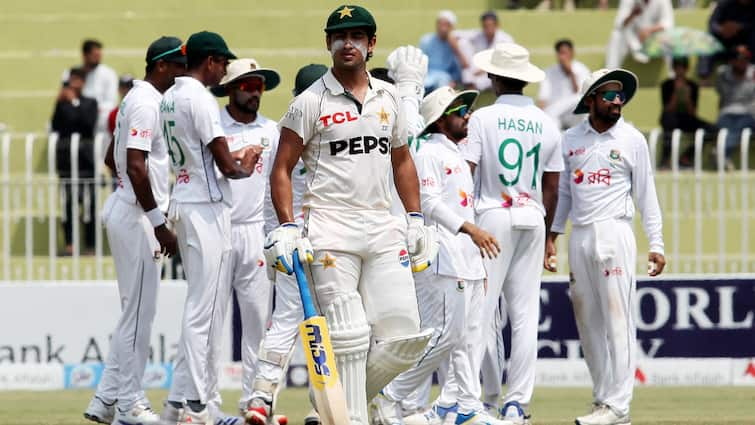 Bangladesh Beat Pakistan By 10 Wickets PAK vs BAN 1st Test Here Know Reasons Latest Sports News PAK vs BAN: पाकिस्तान की वर्ल्ड क्रिकेट में फिर हुई फजीहत, बांग्लादेश के खिलाफ ये रहे हार के कारण