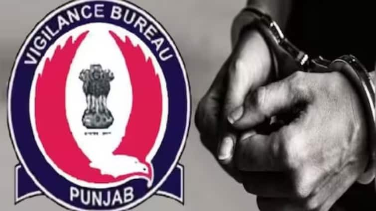 punjab news ASI caught taking bribe to release farmer seized tractor Punjab News: ਟਰੈਕਟਰ ਛੱਡਣ ਲਈ ਥਾਣੇਦਾਰ ਨੇ ਮੰਗੀ ਰਿਸ਼ਵਤ, ਕਿਸਾਨ ਨੇ ਕਰ ਲਈ ਸਾਰੀ ਰਿਕਾਡਿੰਗ, ਹੁਣ ਵਿਜੀਲੈਂਸ ਦਾ ਐਕਸ਼ਨ