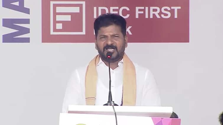 Telangana CM Revanth Reddy participates in NMDC Hyderabad marathon 2024 in Gachibowli Revanth Reddy: అప్పటికల్లా హైదరాబాద్‌లో ఒలింపిక్స్, ప్రధానిని కోరతాం - రేవంత్ కీలక వ్యాఖ్యలు