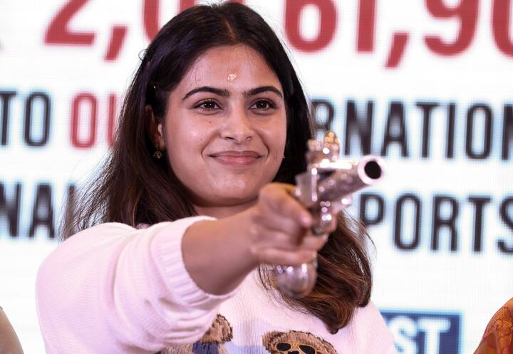 स्वतंत्र भारताच्या इतिहासात एका ऑलिम्पिकमध्ये दोन पदकं जिंकणारी ती एकमेव खेळाडू ठरली आहे.