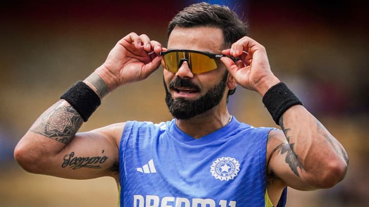 বিরাট কোহলি ও শিখর ধবন। দুজনই দিল্লির ক্রিকেটার।