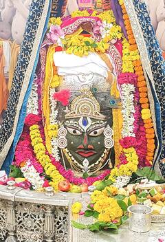 जन्माष्टमी पर महाकाल के दरबार में हरि और हर का मिलन, अद्भुत परंपरा की मनमोहक तस्वीरें