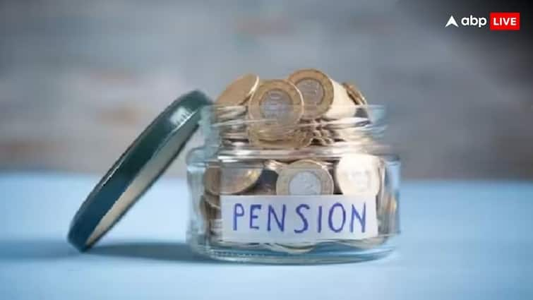 Unified Pension Scheme if you retire before 10 years of service than you will get nothing as pension says a report Unified Pension Scheme: अगर 10 साल से पहले हो गए रिटायर तो कितनी मिलेगी पेंशन, जानिए क्या कहते हैं UPS के रूल 